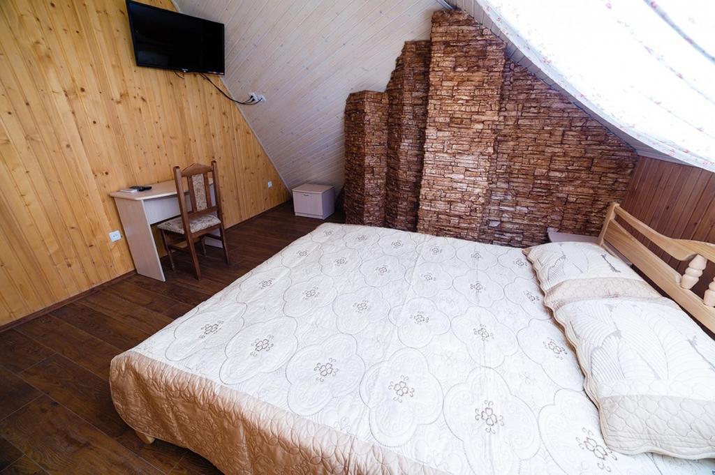 Corner House Hotel Lutsk Ngoại thất bức ảnh
