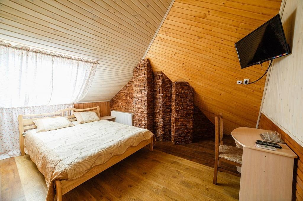 Corner House Hotel Lutsk Ngoại thất bức ảnh